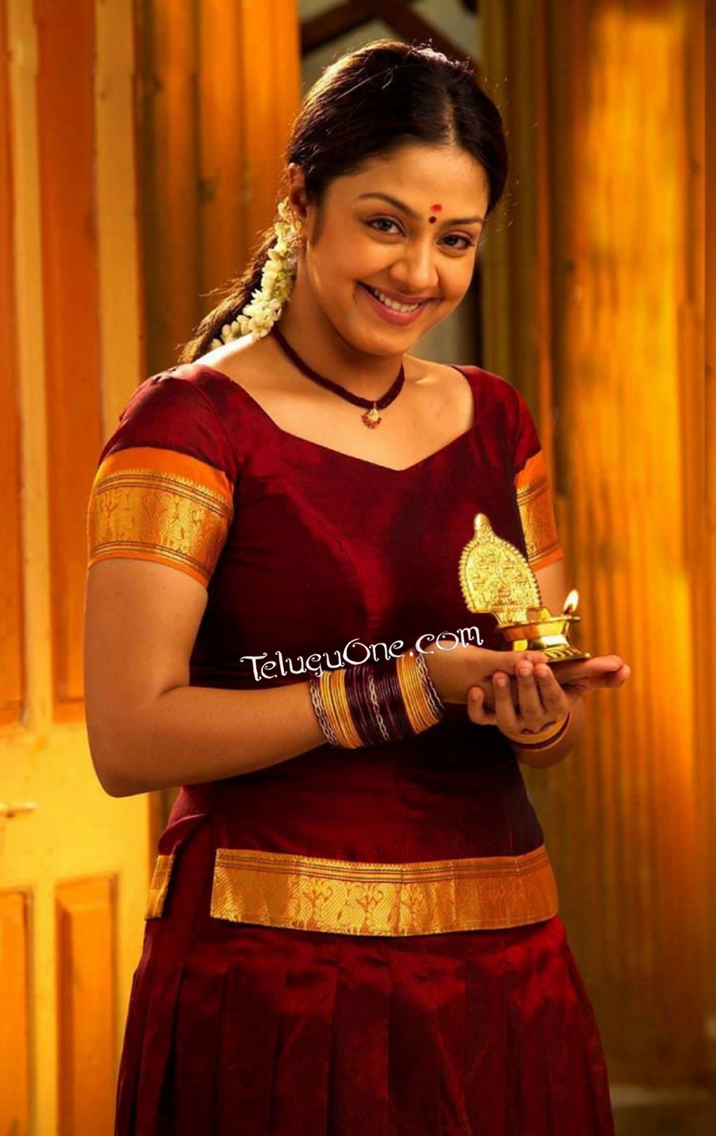 Jyothika Photos
